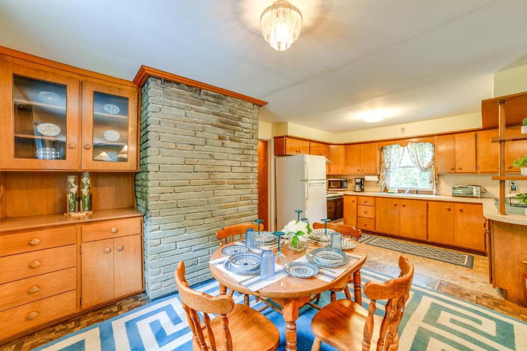 Photo of Kitchen in Roscoe