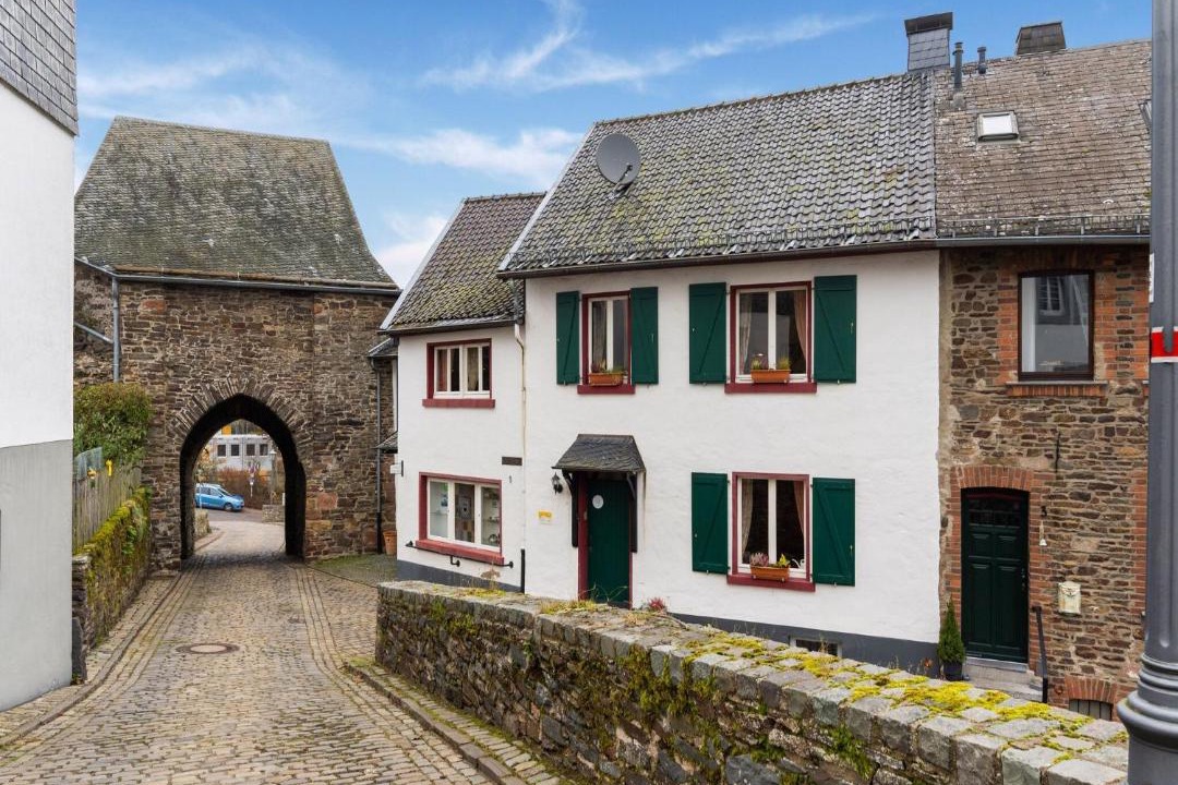 Photo of Buildings in Reifferscheid