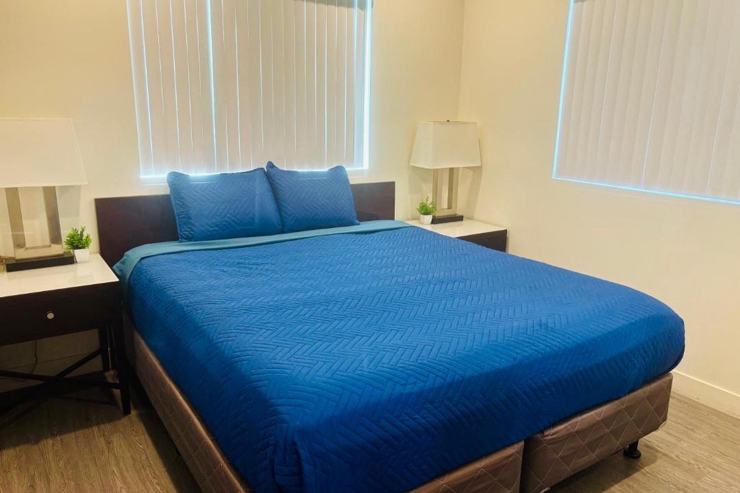 Photo of Bedroom in Pico-Union
