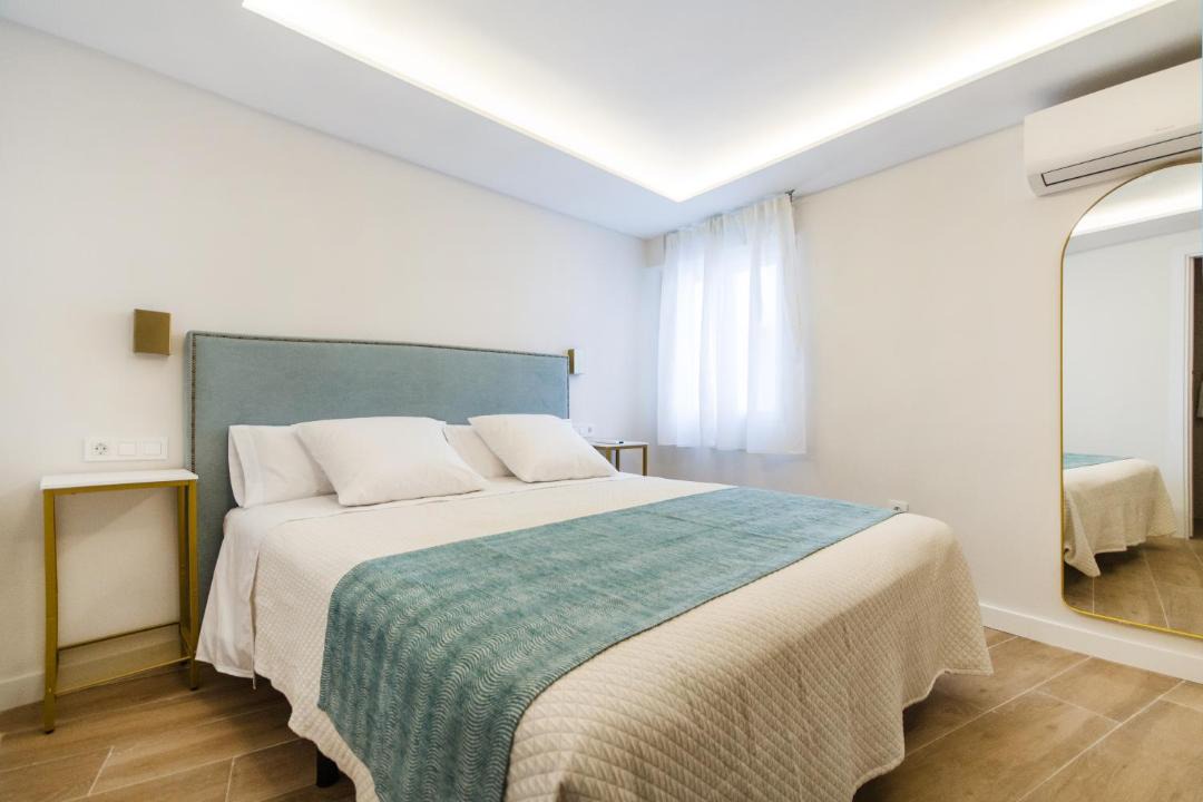 Photo of Bedroom in Golden Triangle of Art