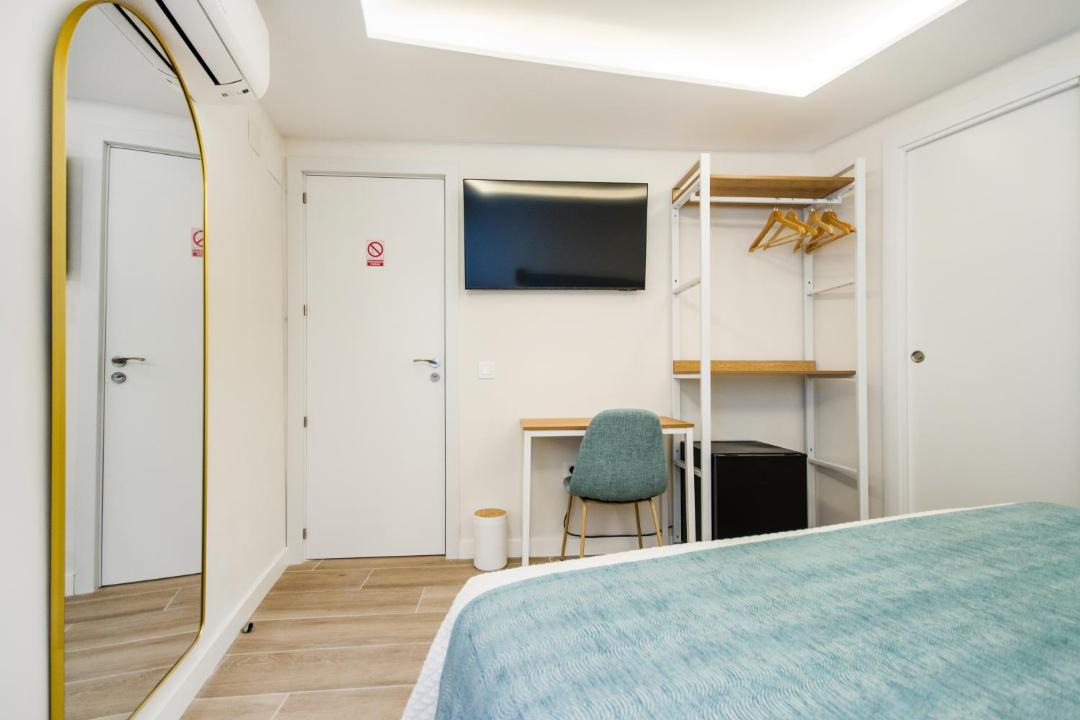 Photo of Bedroom in Golden Triangle of Art