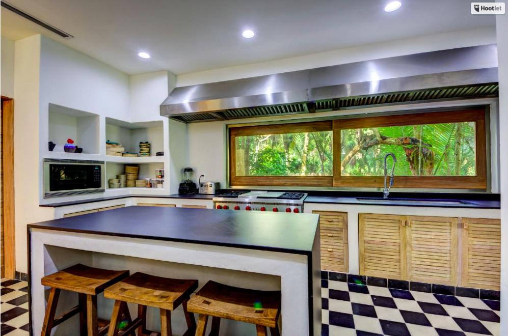 Photo of Kitchen in Zona Hotelera