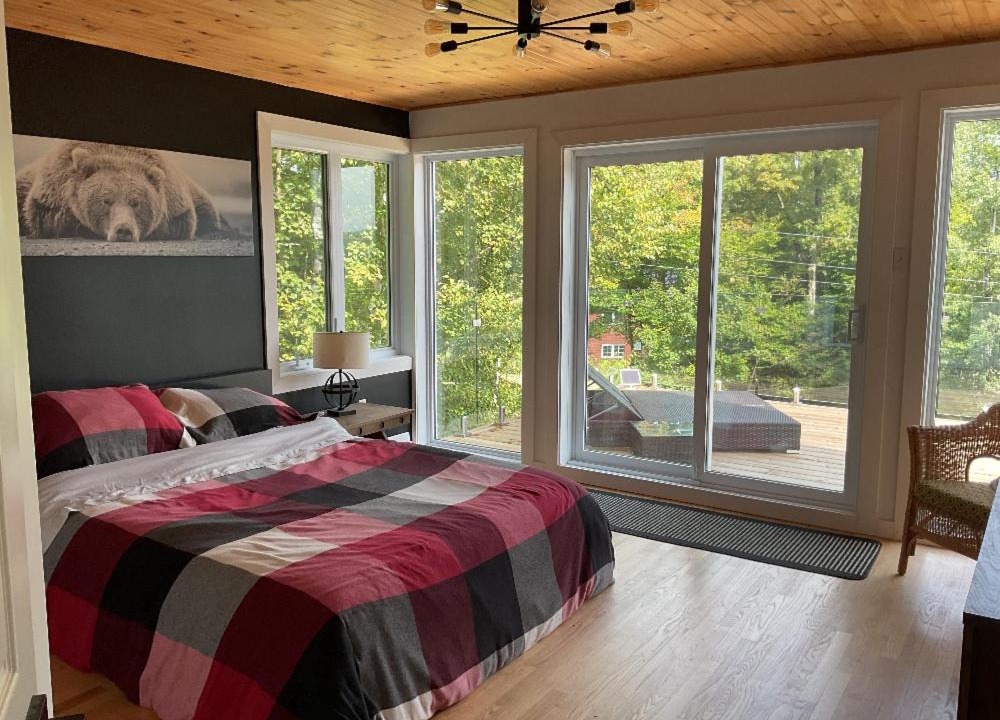 Photo of Bedroom in Owl's Head Ski Resort