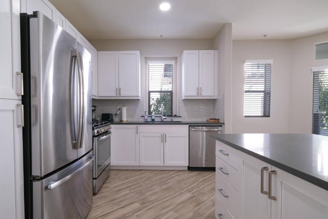 Photo of Kitchen in La Brea