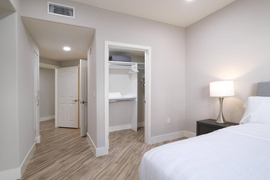 Photo of Bedroom in La Brea