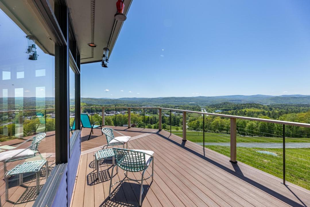 Photo of Patio Balcony in White River Junction