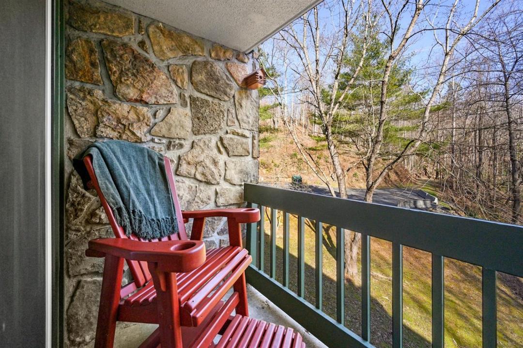 Photo of Patio Balcony in Chalet Village