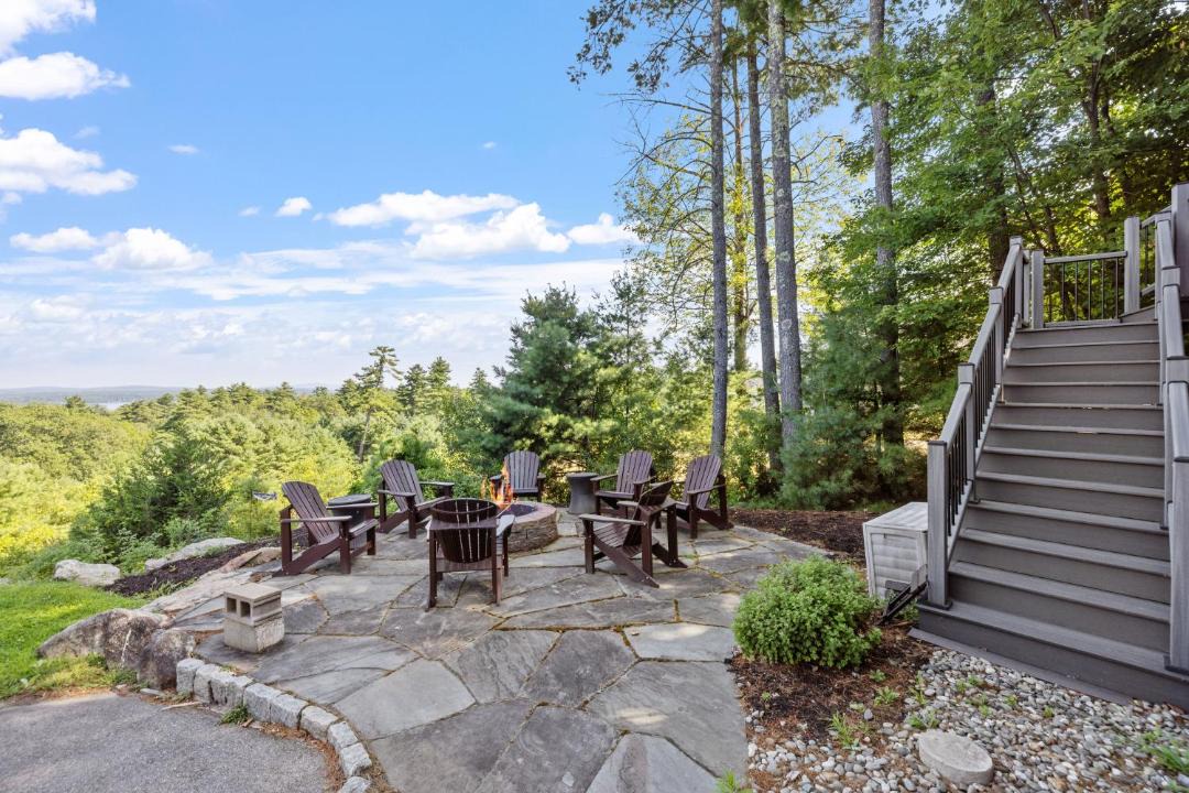 Photo of Patio Balcony in Moultonborough