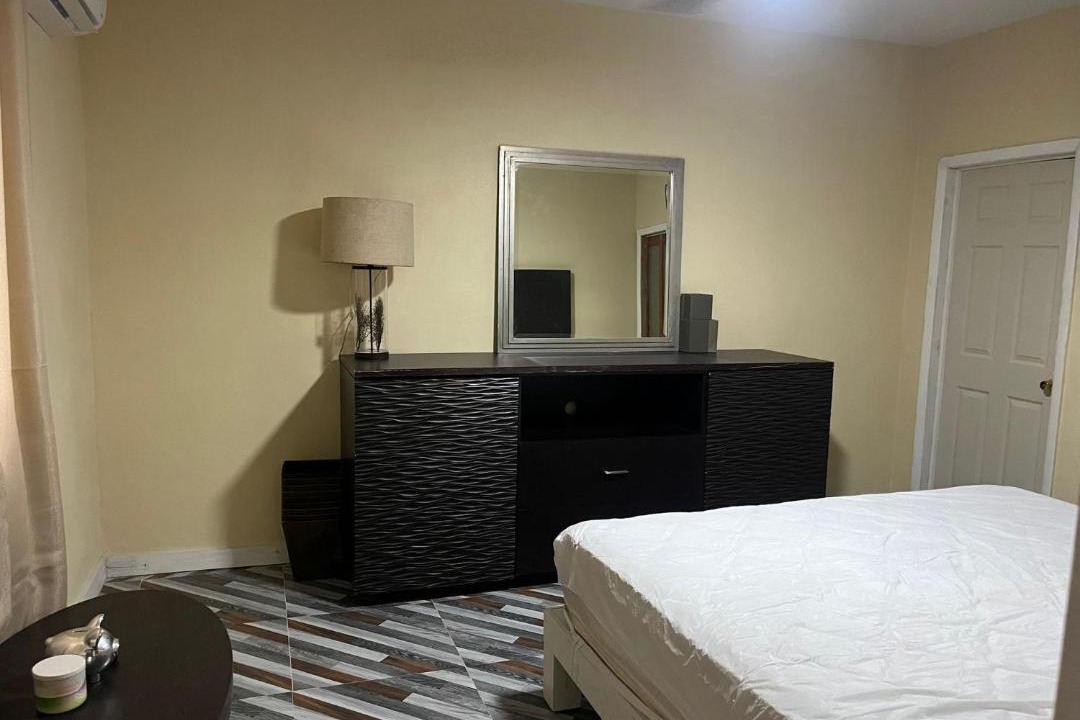 Photo of Bedroom in Nassau