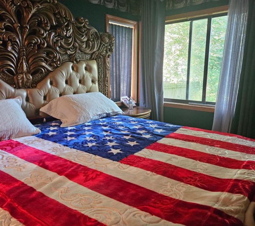 Photo of Bedroom in Kentwood