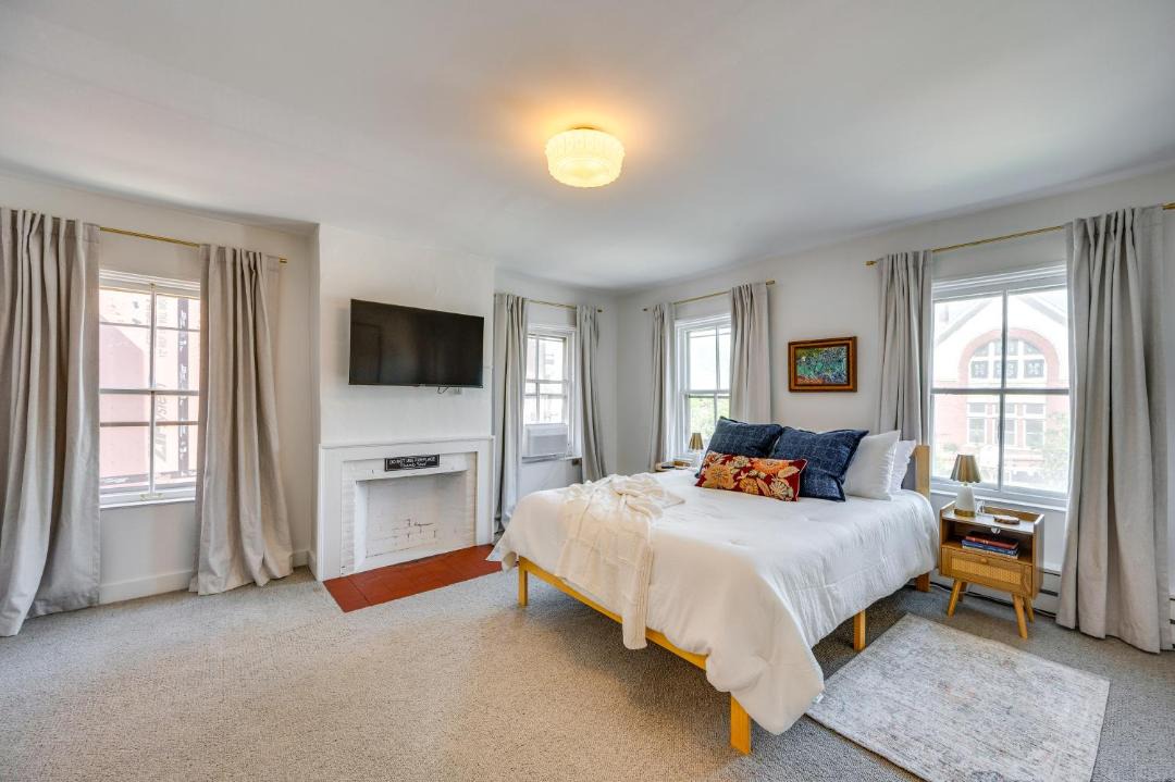 Photo of Bedroom in Waterbury