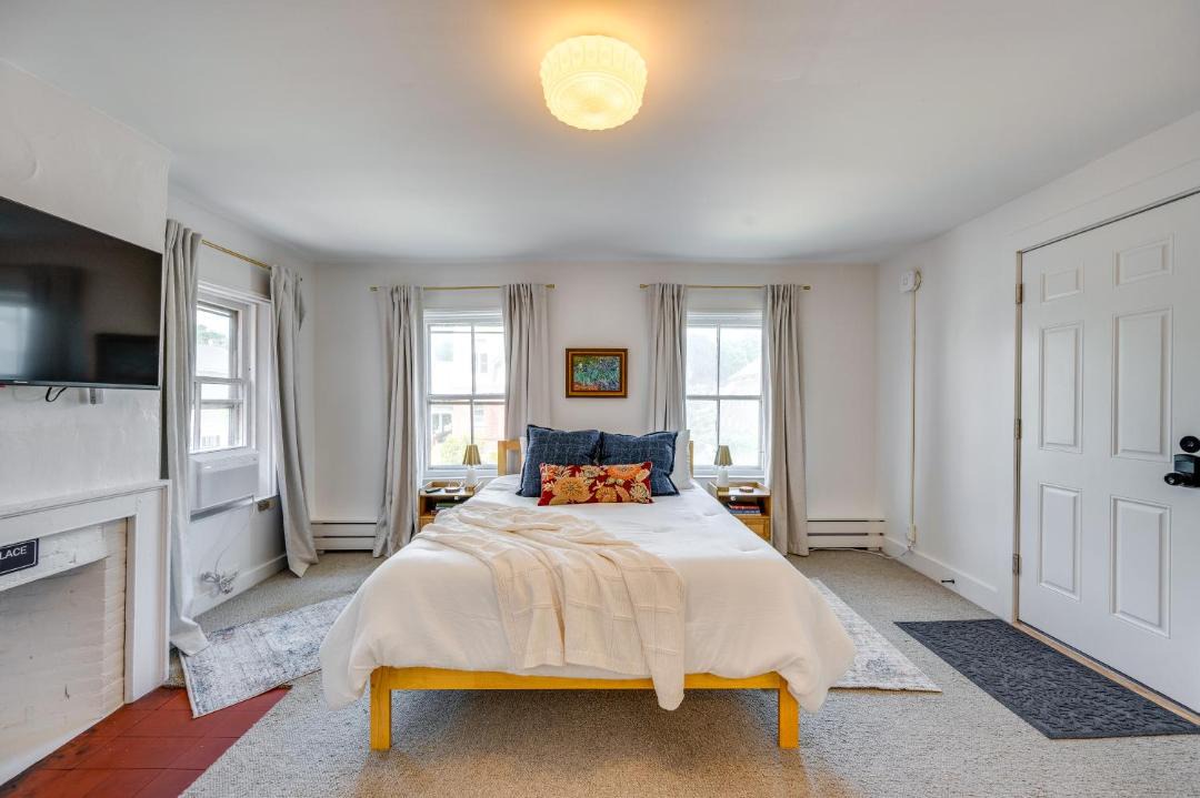 Photo of Bedroom in Waterbury