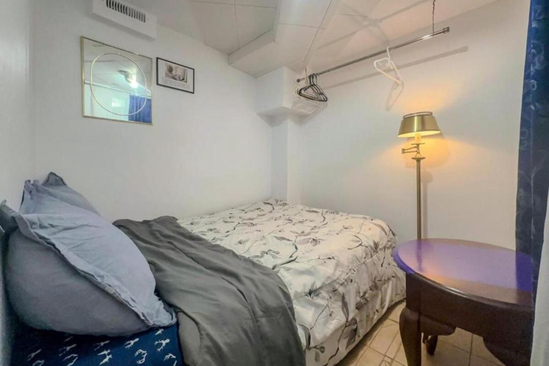 Photo of Bedroom in Pointe-aux-Trembles