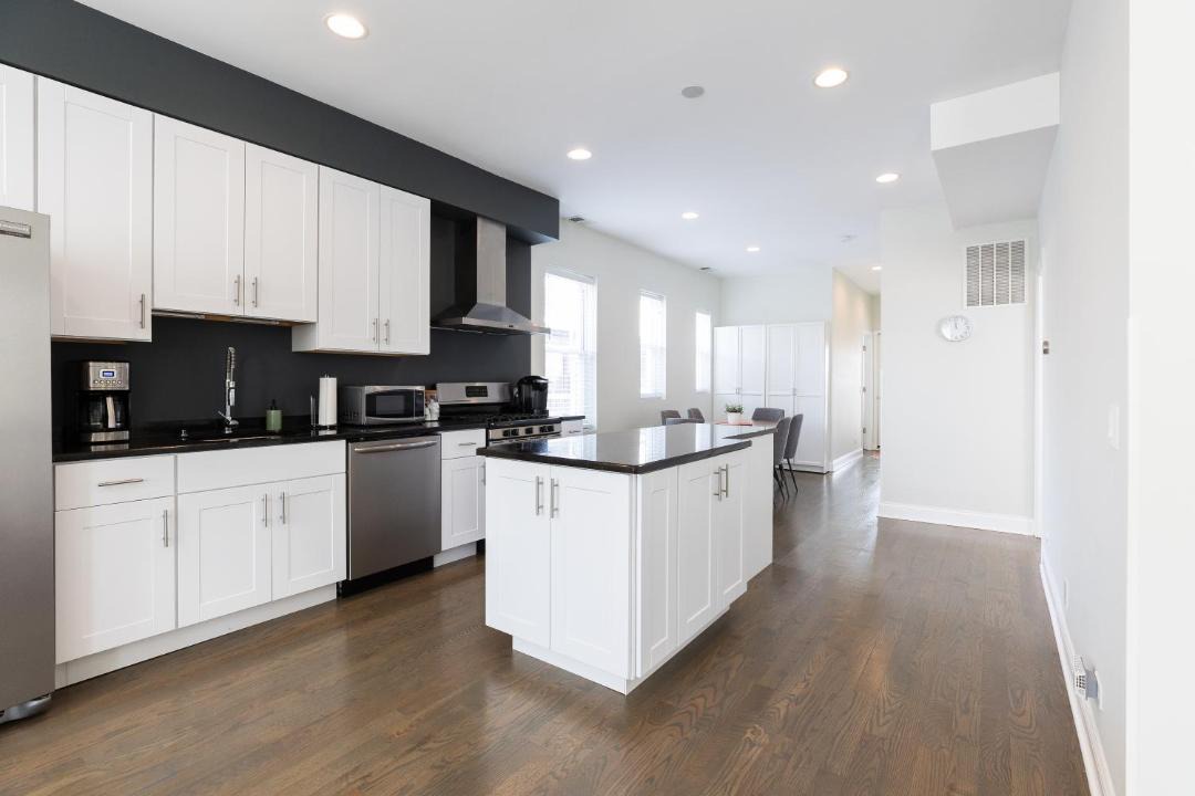 Photo of Kitchen in Edgewater Beach