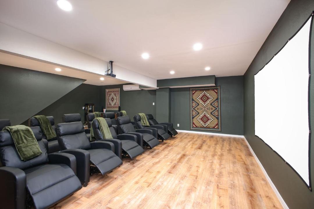 Photo of Livingroom in Leon Valley