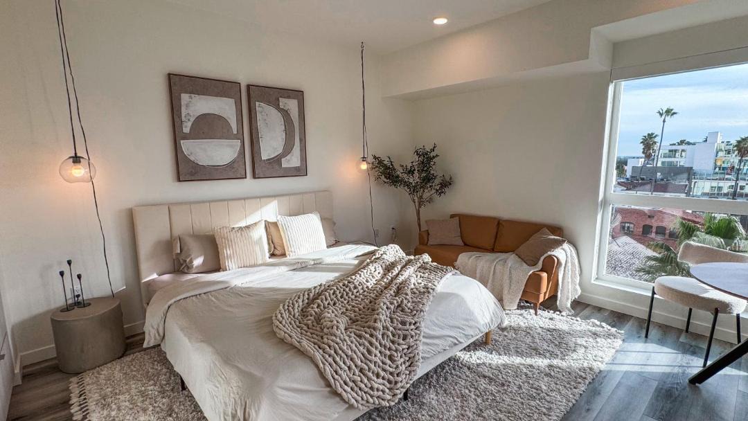 Photo of Bedroom in Hollywood