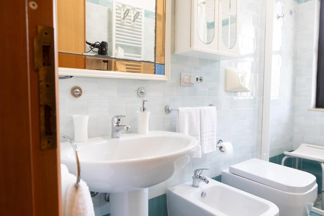 Photo of Bathroom in Latina Lido