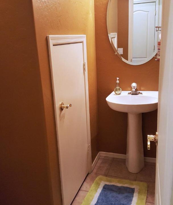 Photo of Bathroom in Alta Mesa