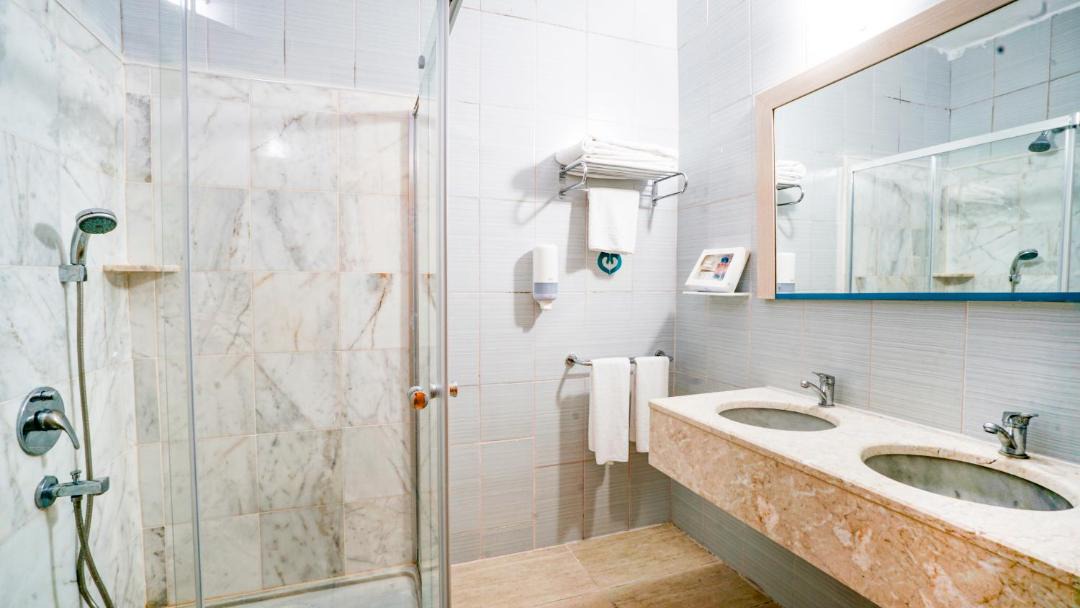 Photo of Bathroom in Kiris