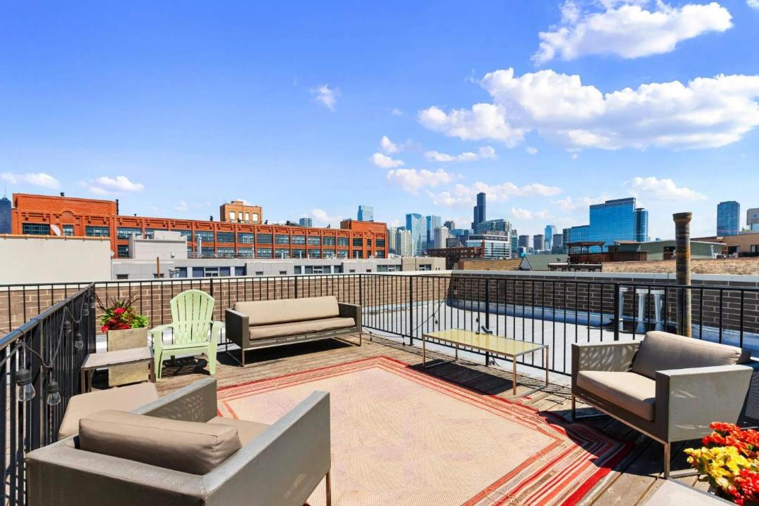 Photo of Patio Balcony in River West