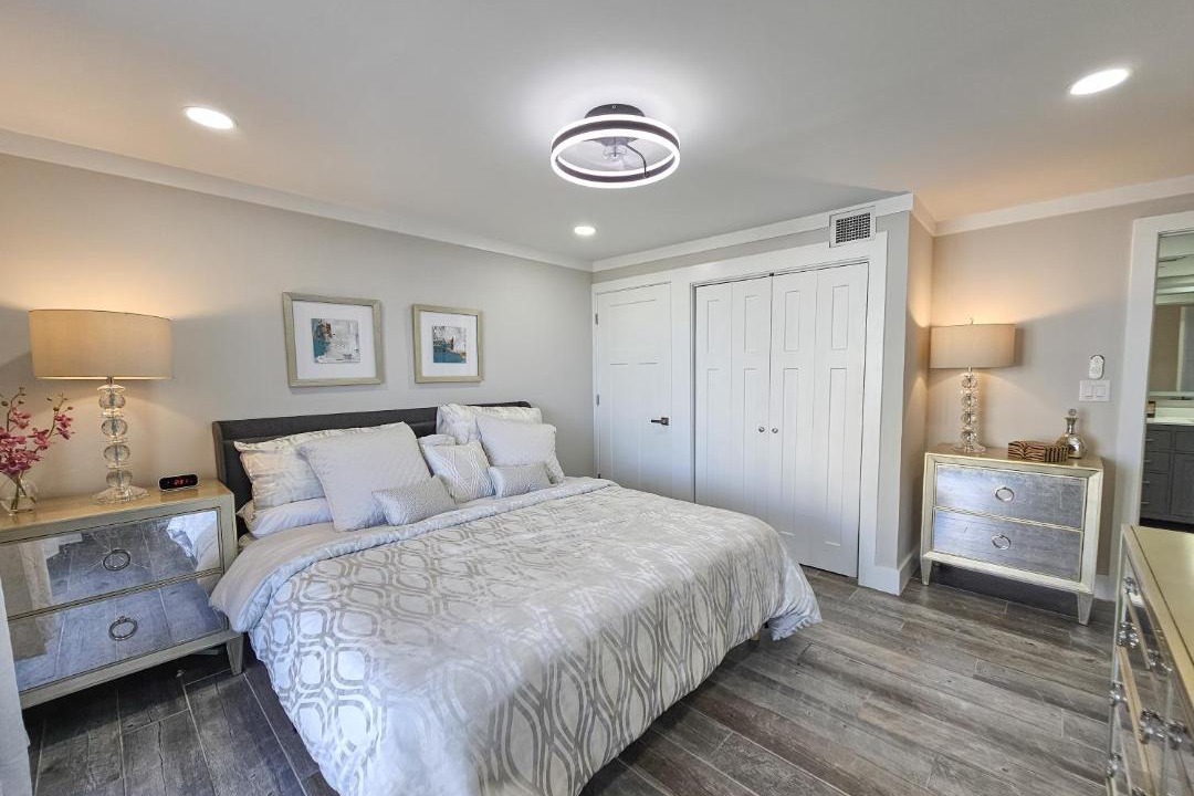 Photo of Bedroom in Arcadian Shores