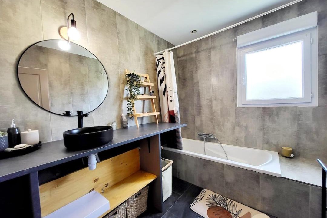Photo of Bathroom in Saint-Sernin