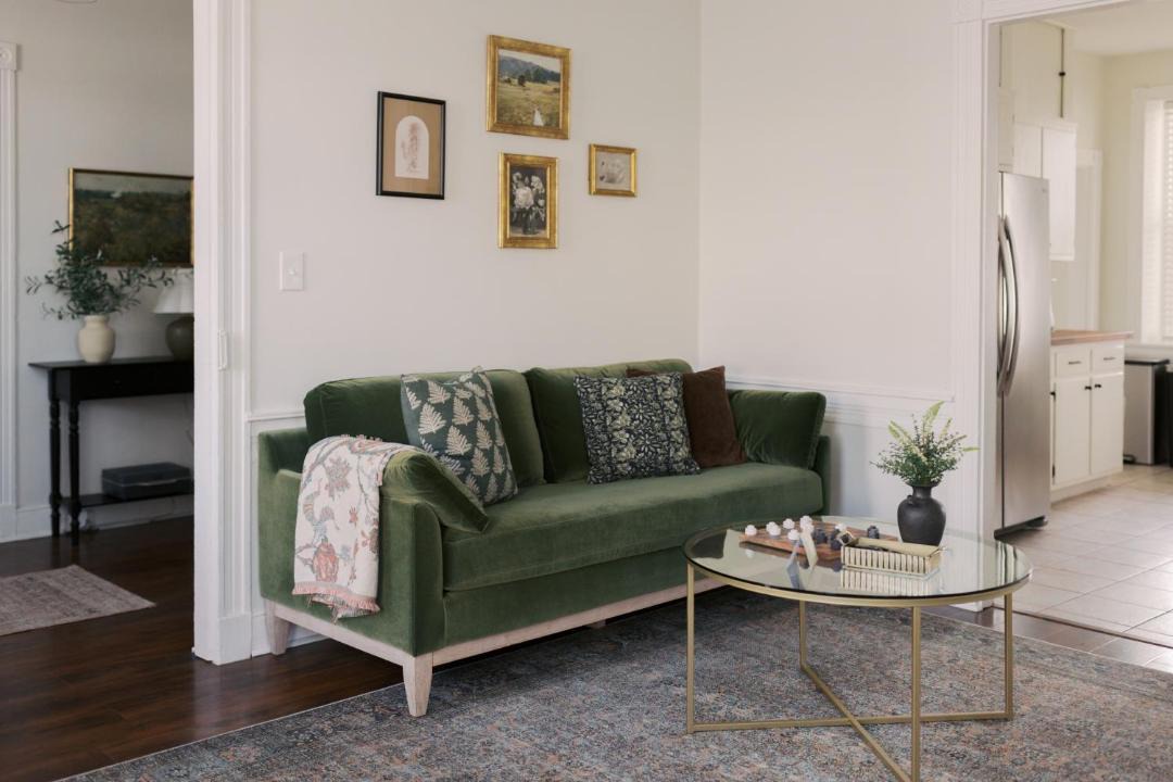 Photo of Livingroom in Middletown