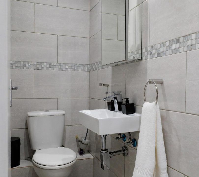 Photo of Bathroom in Durban Point