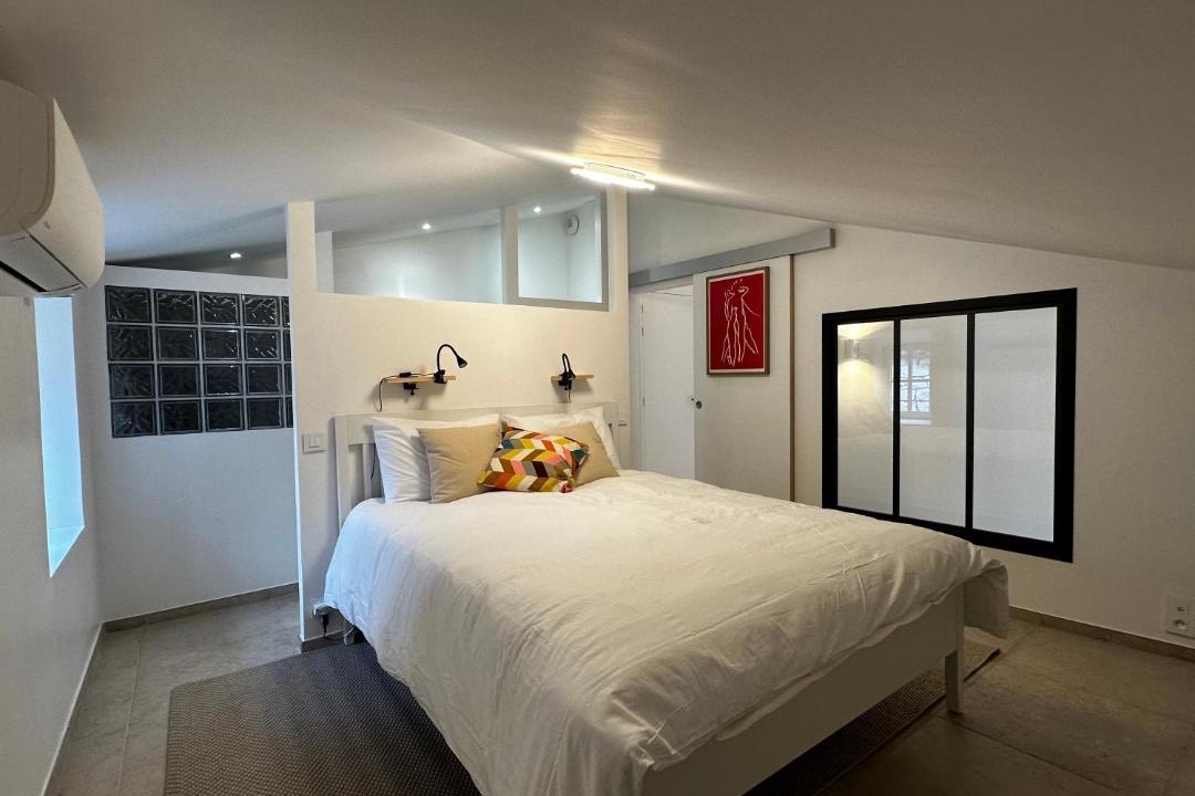 Photo of Bedroom in Chandolas