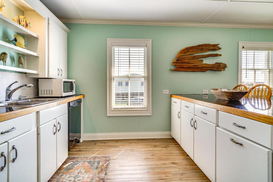 Photo of Kitchen in Cypremort Point