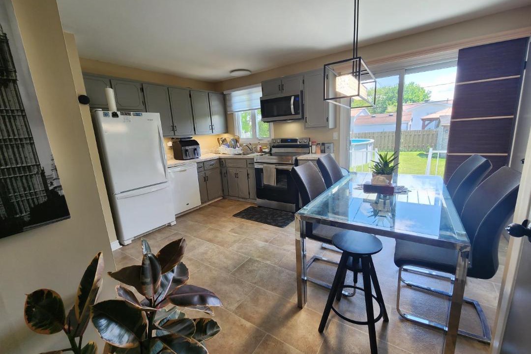 Photo of Kitchen in Longueuil