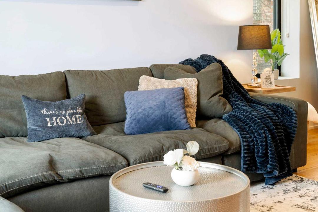 Photo of Livingroom in Near West Side