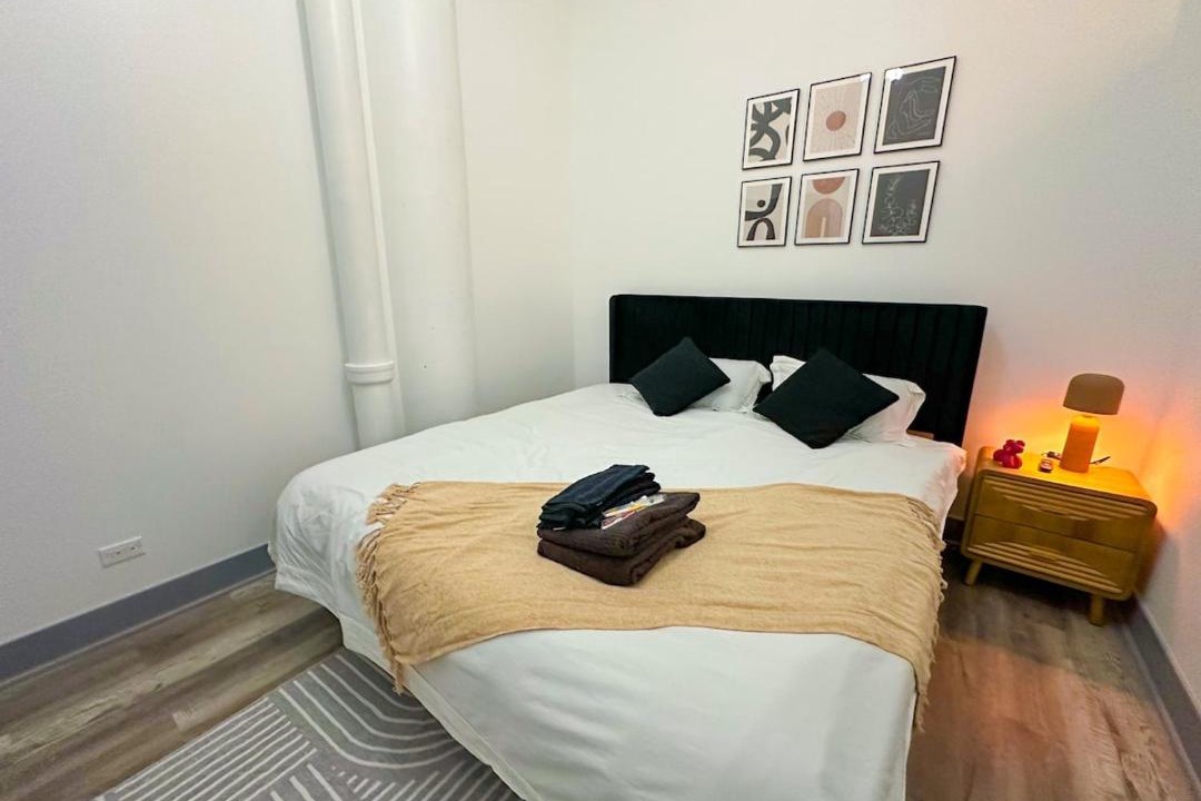 Photo of Bedroom in Near South Side