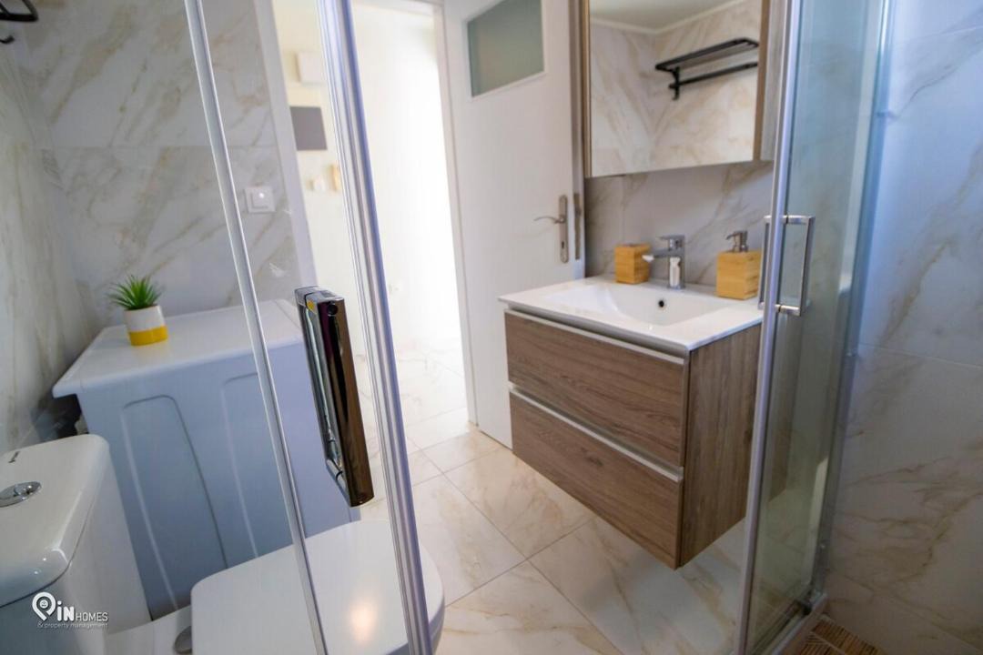 Photo of Bathroom in Aigaleo