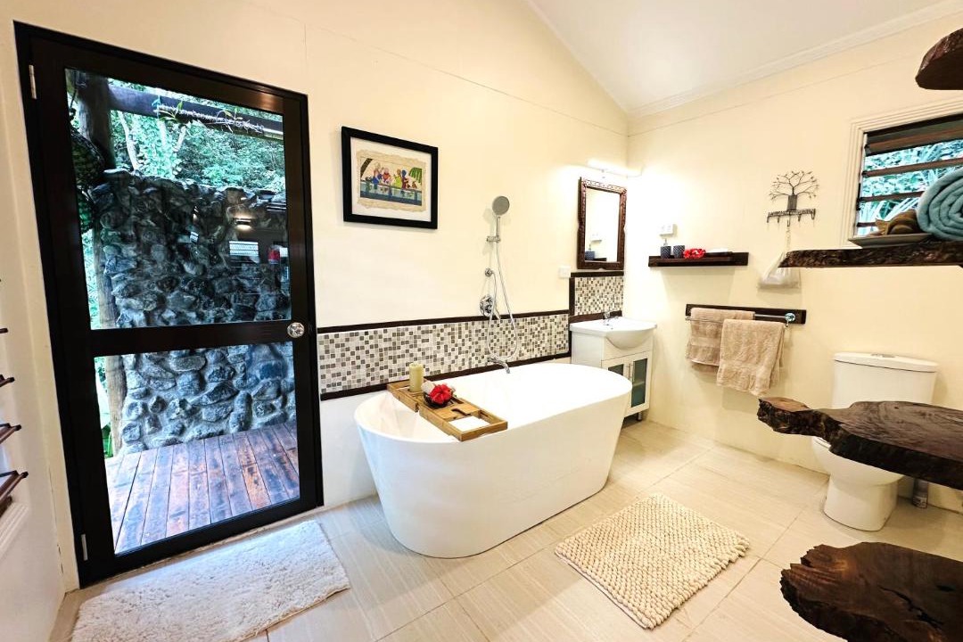 Photo of Bathroom in Savusavu