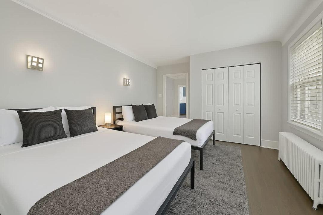Photo of Bedroom in Skokie
