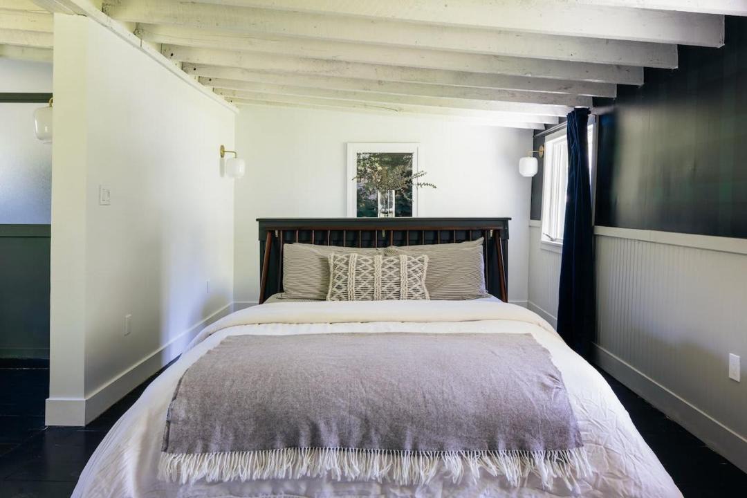 Photo of Bedroom in Jeffersonville