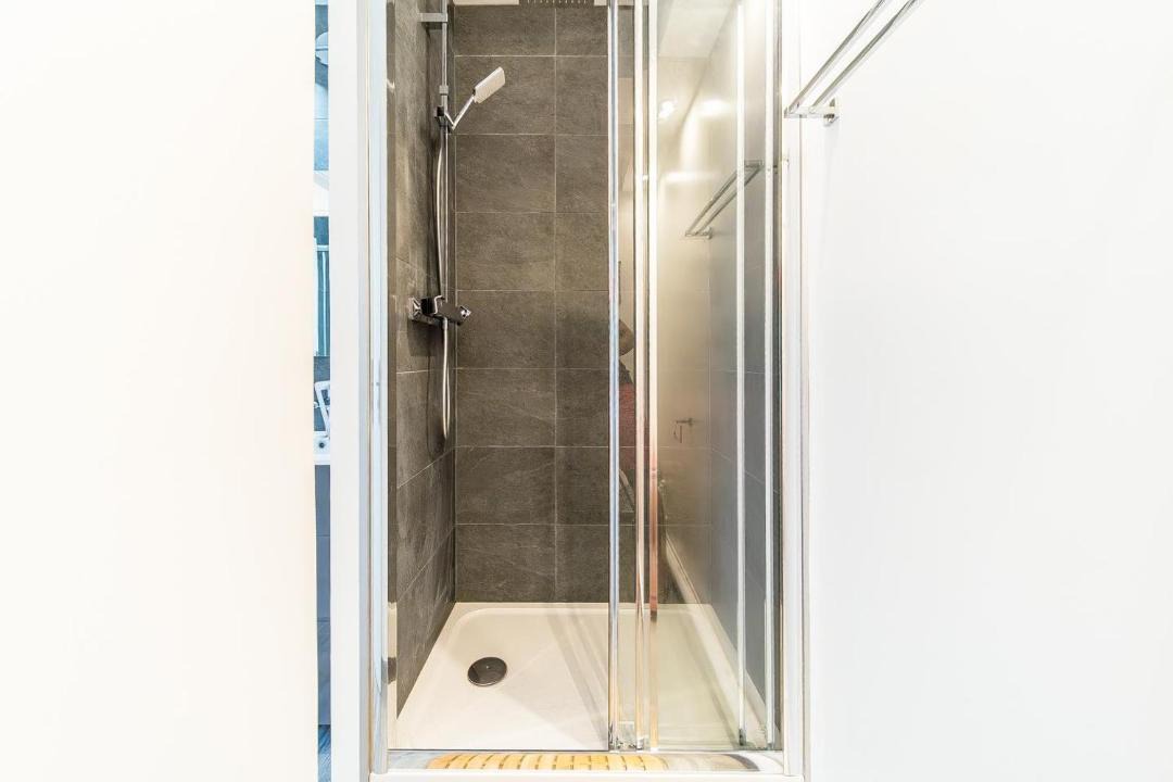 Photo of Bathroom in Bron