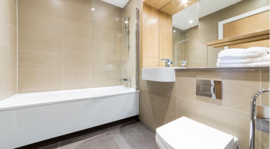 Photo of Bathroom in Lansbury