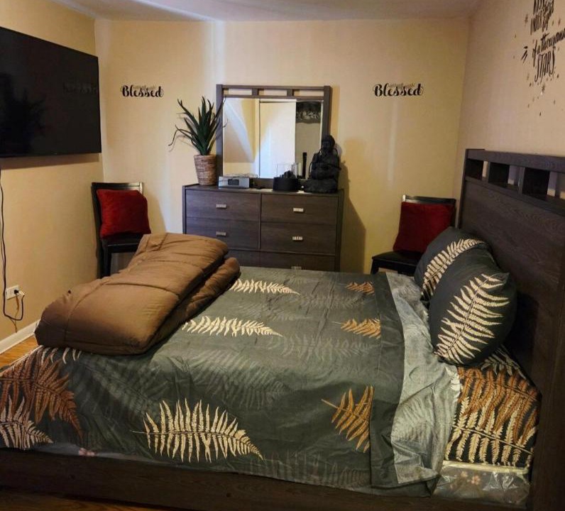 Photo of Bedroom in Calumet Park