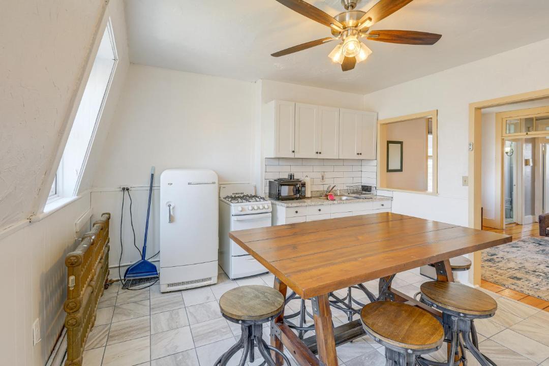 Photo of Kitchen in Stockade Historic District