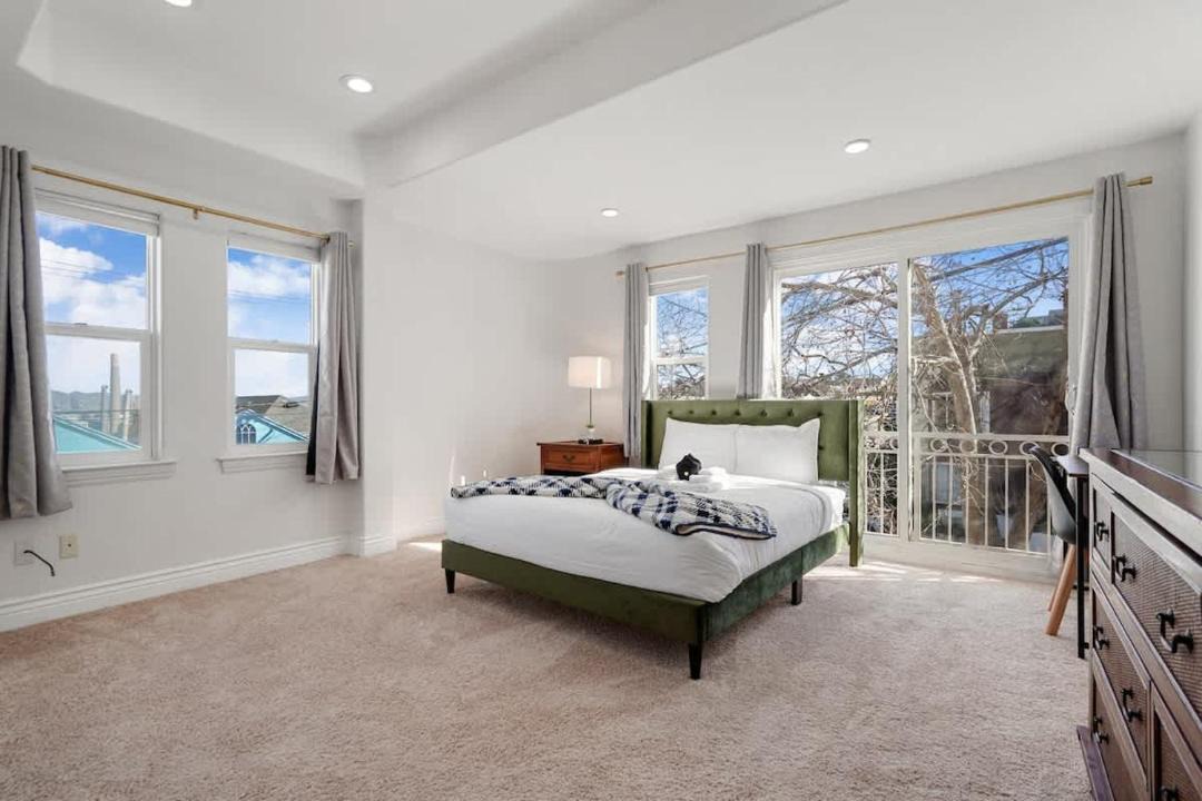 Photo of Bedroom in Silver Terrace