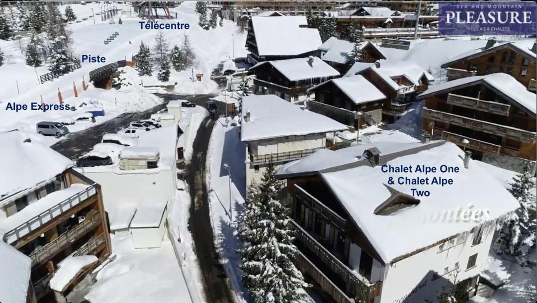 Photo of Buildings in Viel-Alpe
