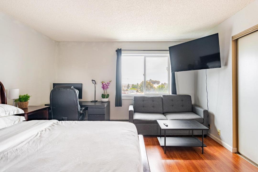 Photo of Bedroom in Berkeley