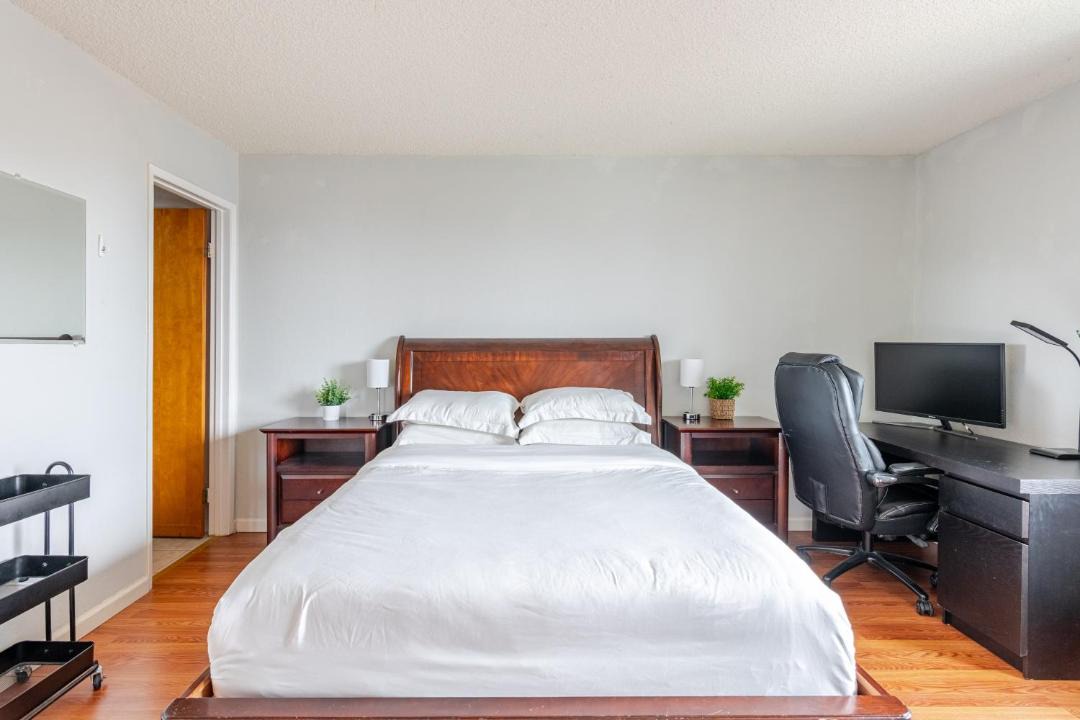 Photo of Bedroom in Berkeley