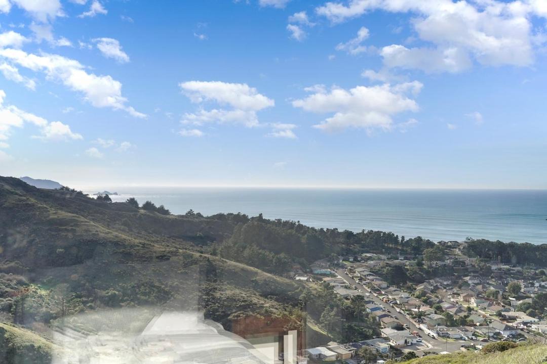 Photo of Others in Pacifica