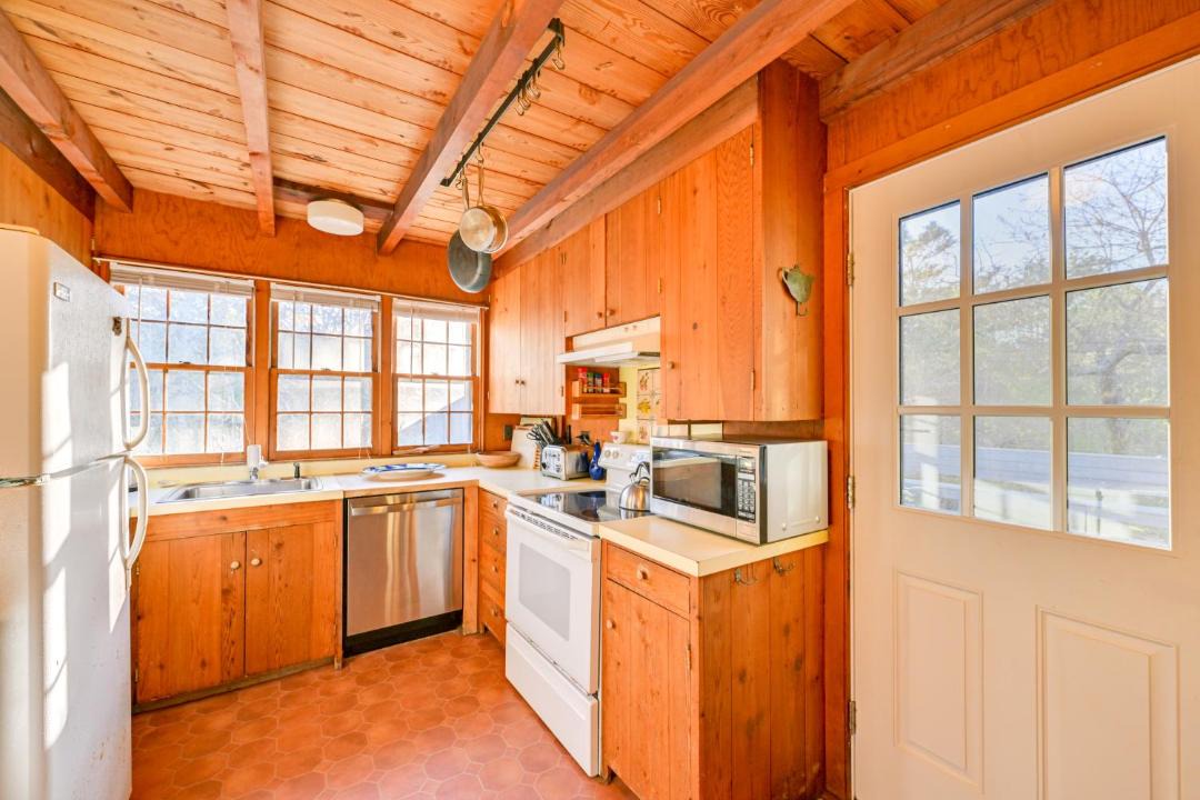 Photo of Kitchen in Beach Hampton
