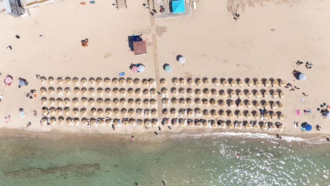 Photo of Human In Picture in Altinkum