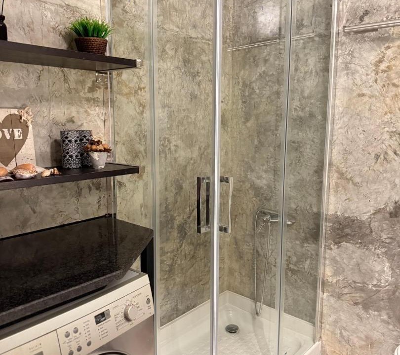 Photo of Bathroom in Estoril