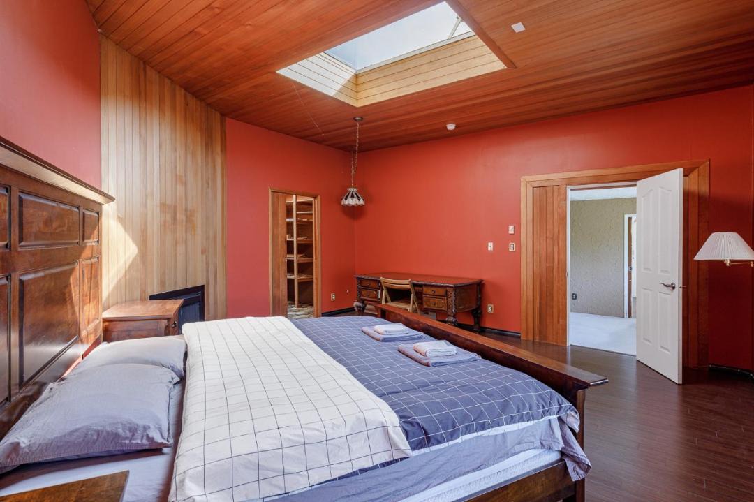 Photo of Bedroom in Ladner
